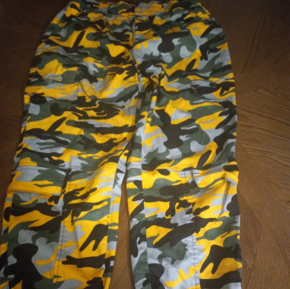Camouflage pants